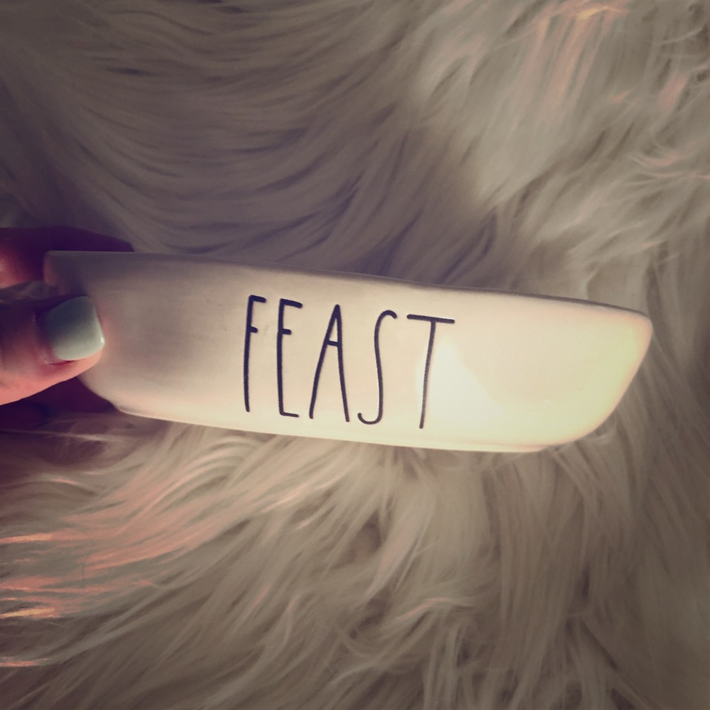 New Rae Dunn “feast” dish